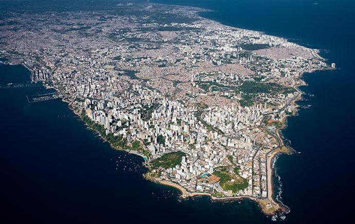 Flat Luxo Bem Localizado No Bairro Da Barra Salvador Apartman Kültér fotó