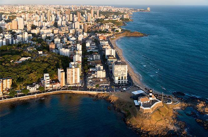 Flat Luxo Bem Localizado No Bairro Da Barra Salvador Apartman Kültér fotó